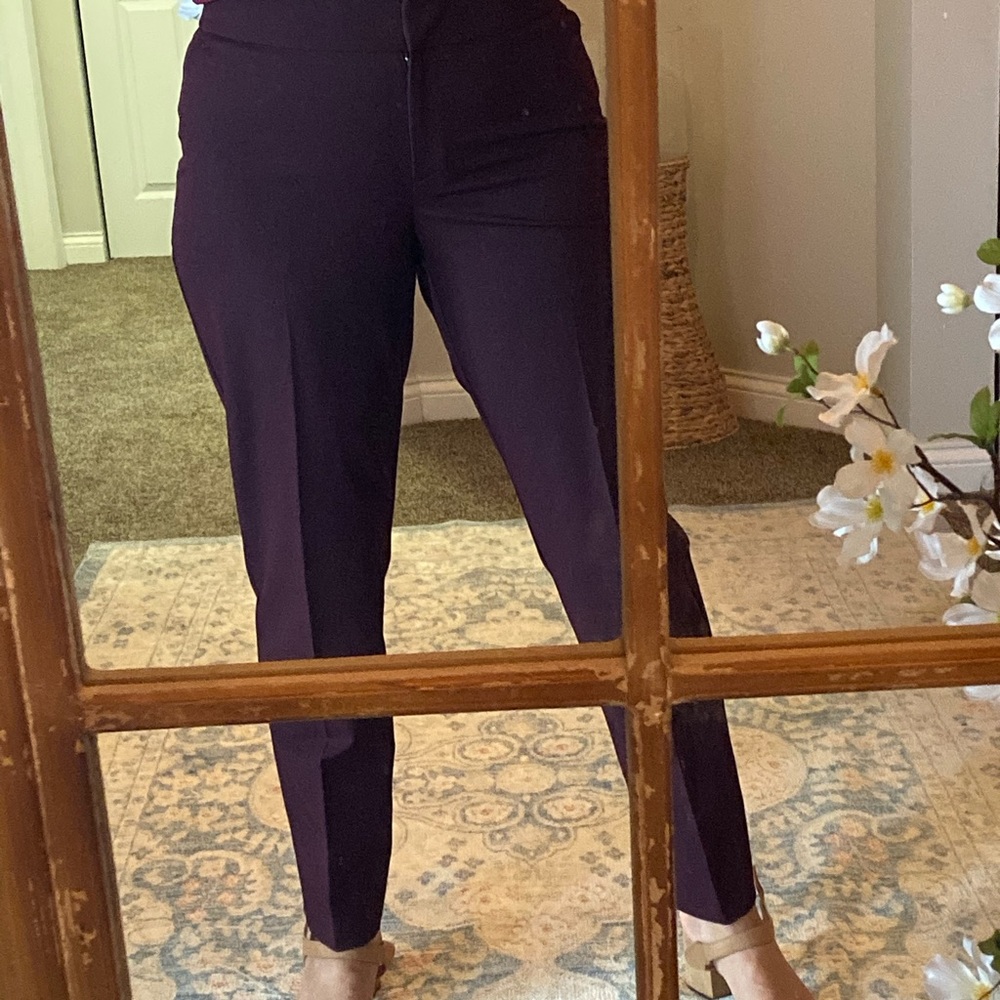 ⛔️sold 📛Loft Curvy Slim Leg Slacks